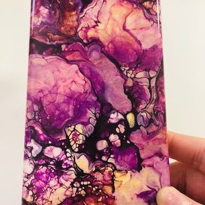 Velvet Caviar Iphobe 8 plus case